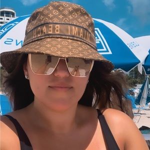Miami Beach Bucket Hat (Like New Condition)